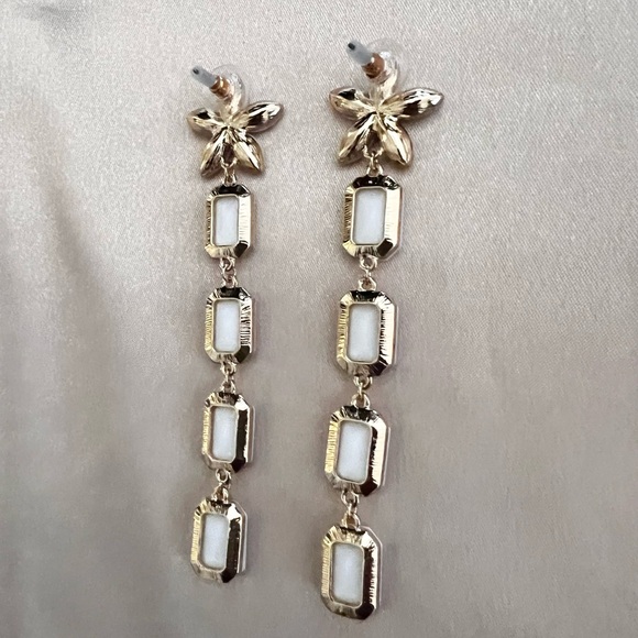 Linear Drop Statement Earrings - Picture 2 of 3